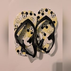 New Mickey Mouse Flip Flops Size 7/8  For Boys  color black&yellow.
